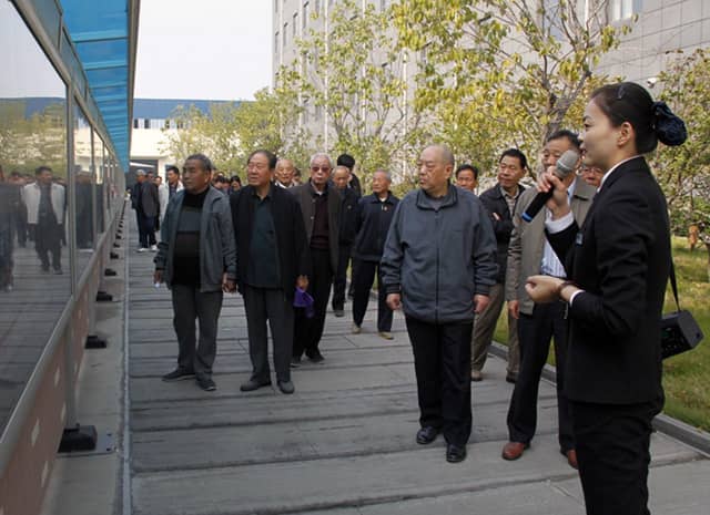 兗州區(qū)人大、政協(xié)領導蒞臨天意機械參觀考察