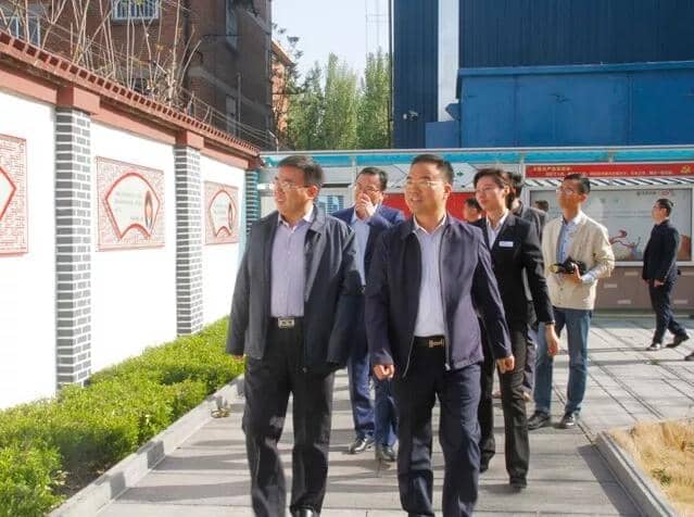區(qū)委常委、區(qū)紀(jì)委書記、區(qū)監(jiān)委主任王慶峰調(diào)研天意機(jī)械